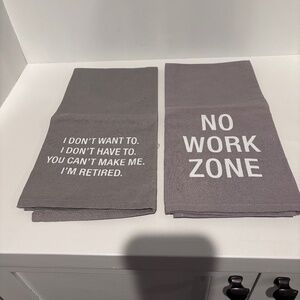 2 new cotton tea towels